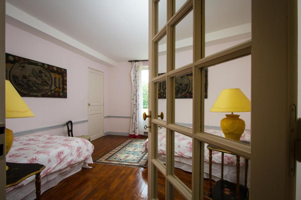 Chateau De La Madeleine Pressagny l'Orgueilleux Room photo