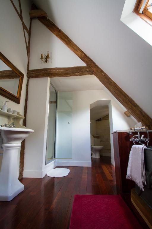 Chateau De La Madeleine Pressagny l'Orgueilleux Room photo