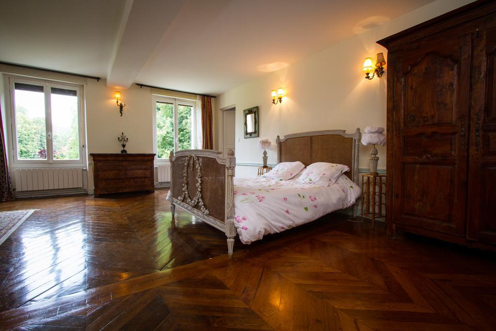 Chateau De La Madeleine Pressagny l'Orgueilleux Room photo